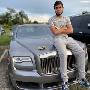 Meet your Posher, Daniel